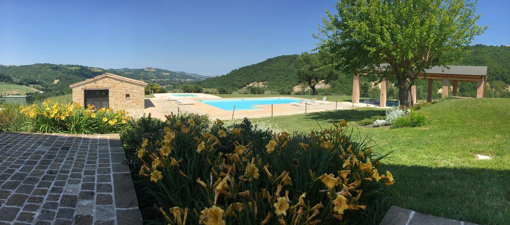 Amico Country House Serra San Quirico Exterior foto
